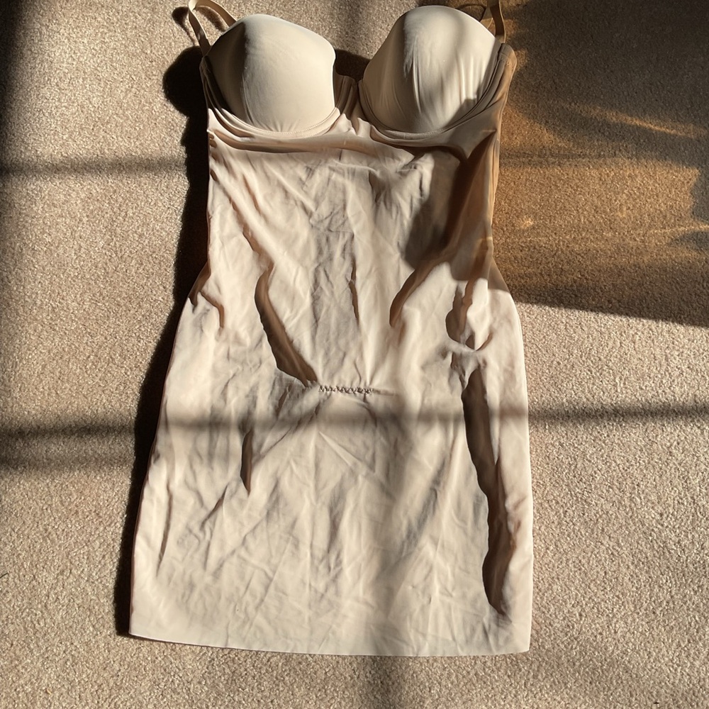Maidenform slip